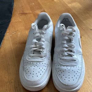 new/ lightly used air force 1s